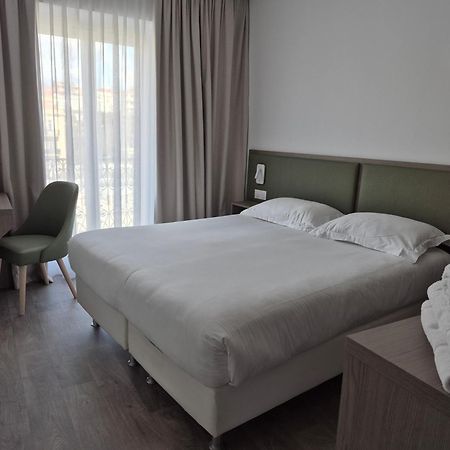 Hotel Ligure Канни Екстер'єр фото